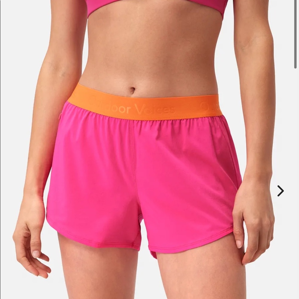 Outdoor Voices Relay 3” Short in Winecup/Clementin